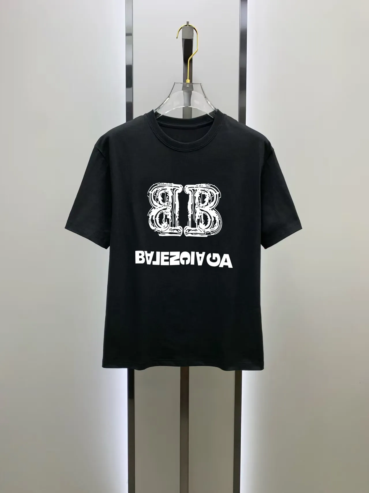 # 2026 New Arrival New Arrival T Premium ！ logo Premium 250 . . . . . ！ ！ ：Black。White！ Sizes： S M L XL XXL ：50 52 55 58 61 ：69 71 73 75 77 ：48 50 53 56 58 ：22 22.5 23 23.5 24 ， 1-3CM